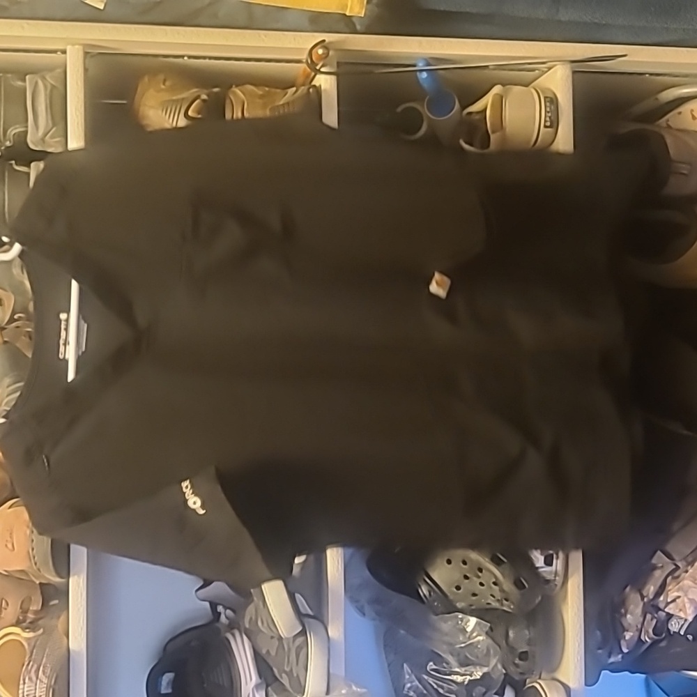 Carhartt modern fit black scrub top size medium